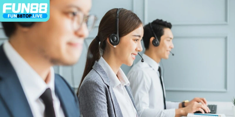 Liên hệ CSKH để nhận hướng dẫn đăng ký đại lý Fun88